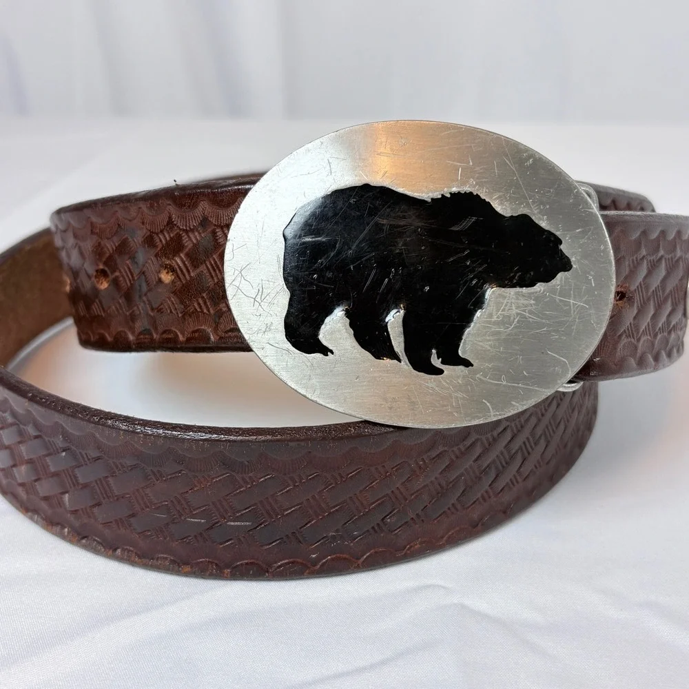 Vtg 1993 Siskiyou Pewter Black Bear Buckle Basketweave Brown Leather Belt 38
